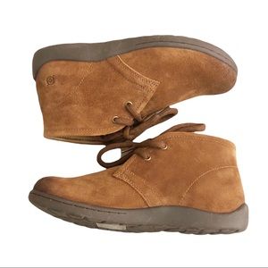 NWOT Born Nigel Mario brown Chukka boots size 1